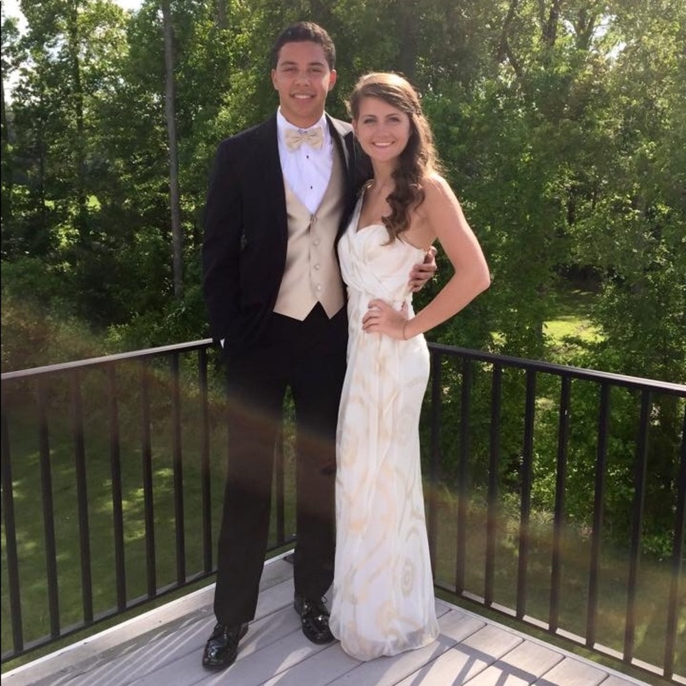 Prom dress - Picture 2 of 4